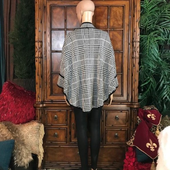 NWOT Kasper Wool Blend Tipped Houndstooth Plaid Mandarin Collar Cape - Picture 4 of 12